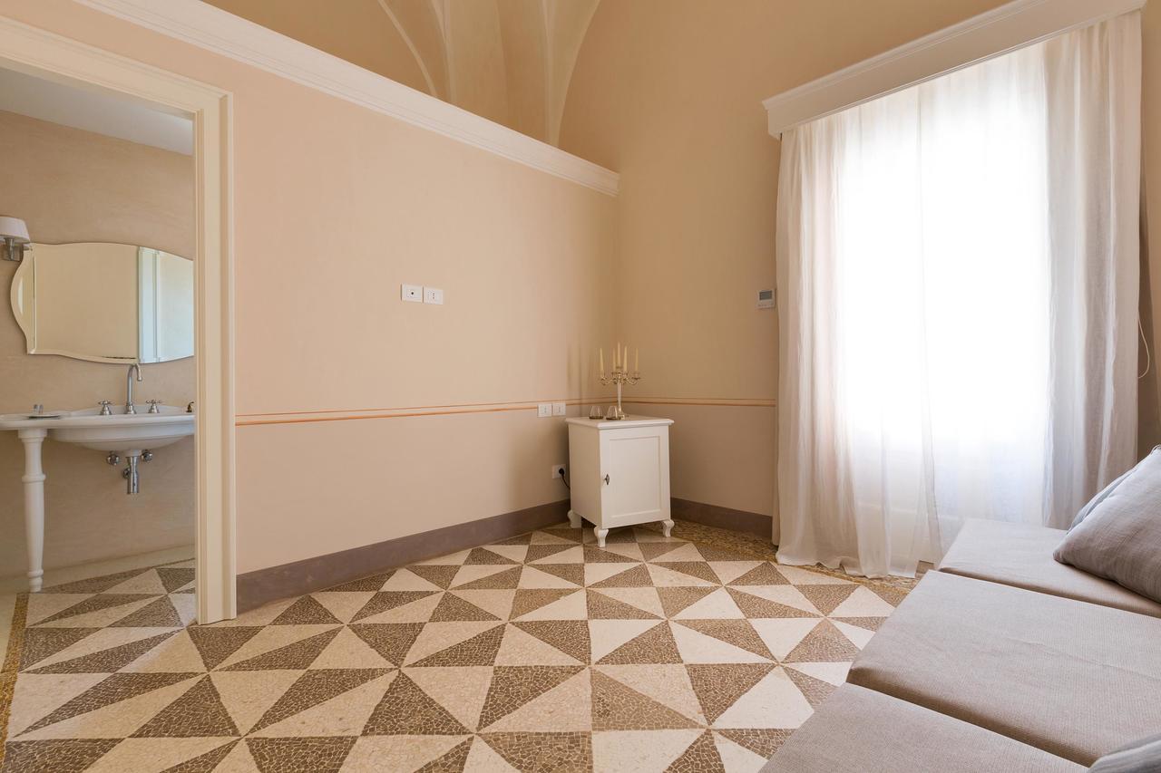 Bed and Breakfast Palazzo Fasti Казарано Экстерьер фото