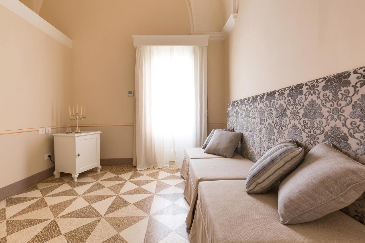 Bed and Breakfast Palazzo Fasti Казарано Экстерьер фото